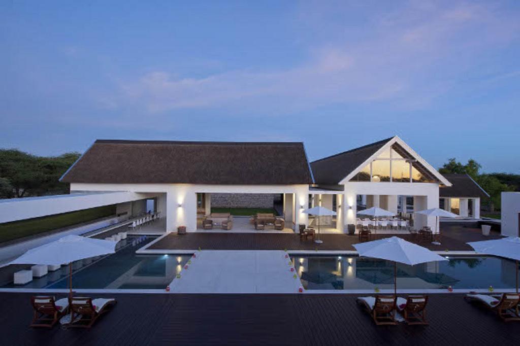 Emanya@Etosha Villa Namutoni Exterior photo